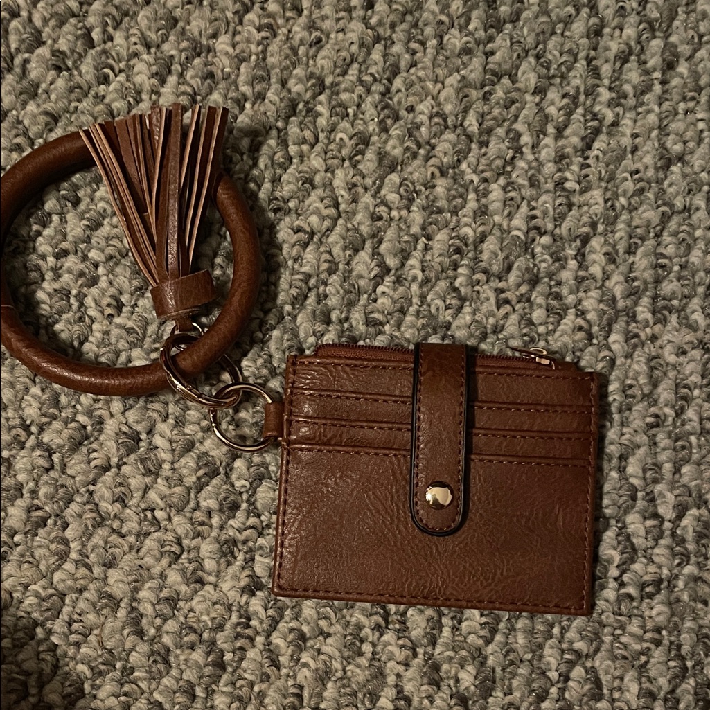 Brown Leather Card Holder With Tassel Keychain